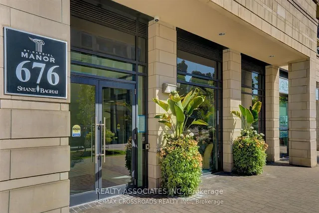 676 Sheppard Ave Unit 709