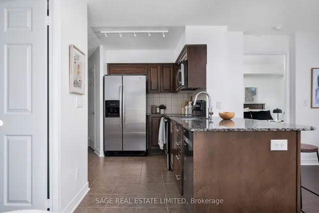 Additional image 8 of 60 Fairfax Cres Unit 309