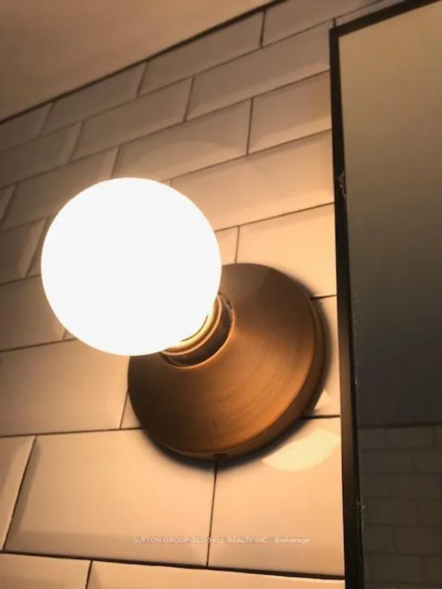 Additional image 15 of 106 Dovercourt Rd Unit 302