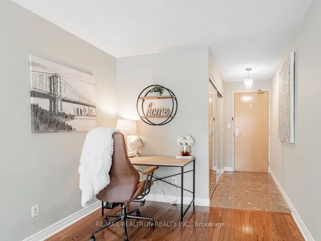 Additional image 3 of 43 Eglinton Ave Unit 1011