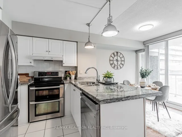 Additional image 6 of 43 Eglinton Ave Unit 1011