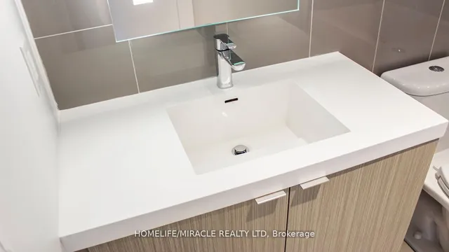 Additional image 27 of 575 Bloor St Unit 2905