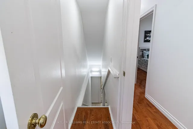 Additional image 29 of 25 Boustead Ave