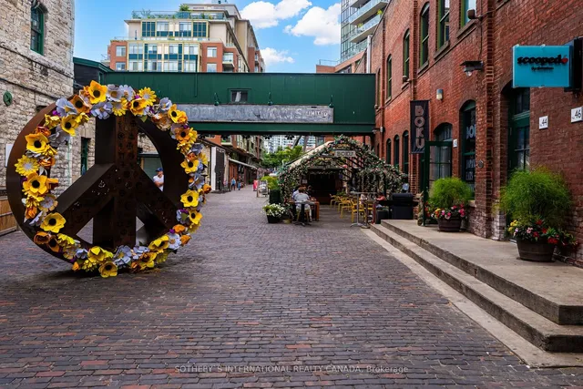 Additional image 35 of 33 Mill St Unit 415