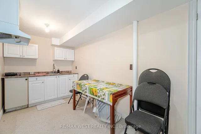 Additional image 25 of 50 Bruce Farm Dr