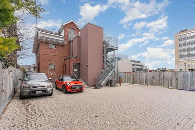 Additional image 39 of 29 Chaplin Cres