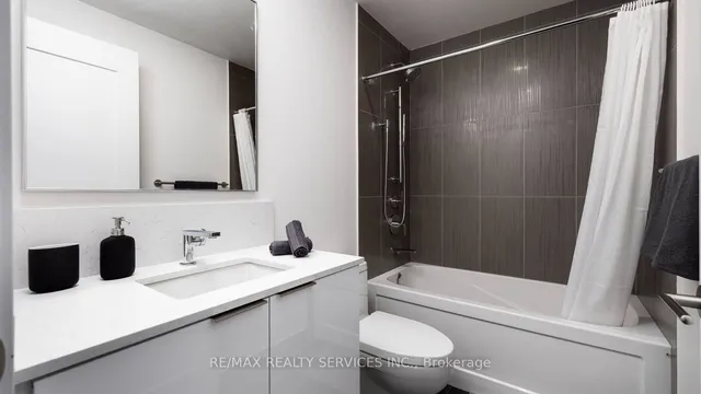Additional image 8 of 28 Freeland St Unit 1806