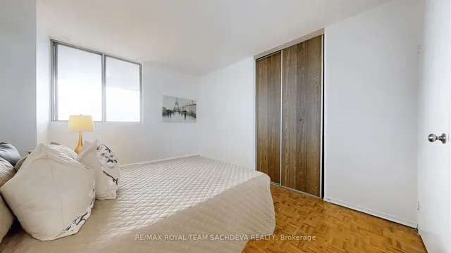 Additional image 22 of 3380 Eglinton Ave Unit 1709