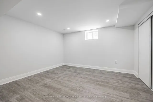 Additional image 17 of 4075A Lawrence Ave