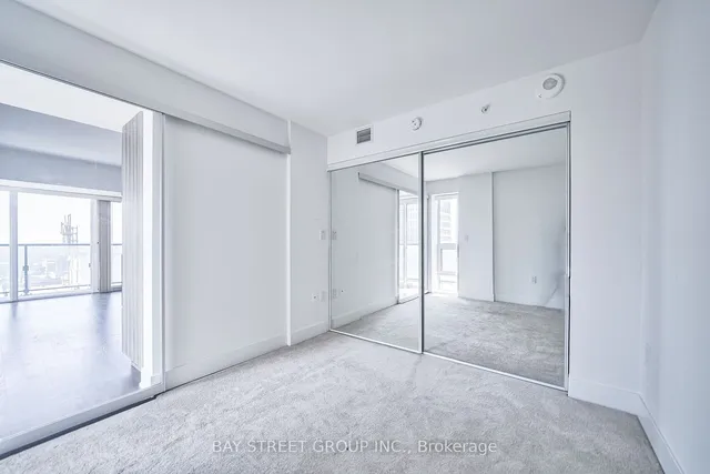 Additional image 6 of 955 Bay St Unit 2507