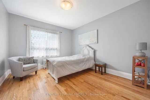 Additional image 20 of 114 Rosemount Ave