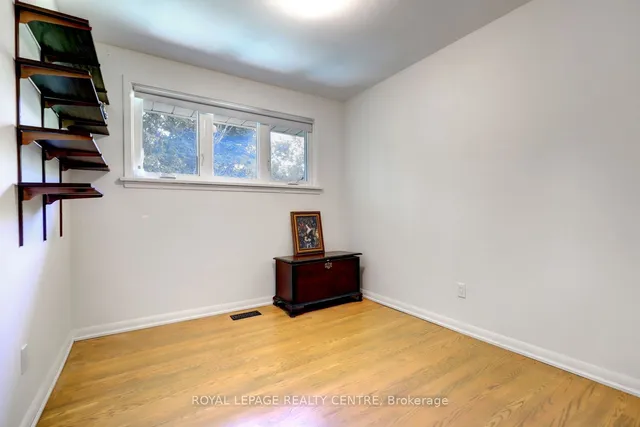 Additional image 32 of 8 Bell Royal Crt