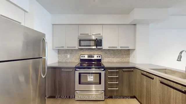 Additional image 7 of 11 St Joseph St Unit 1503