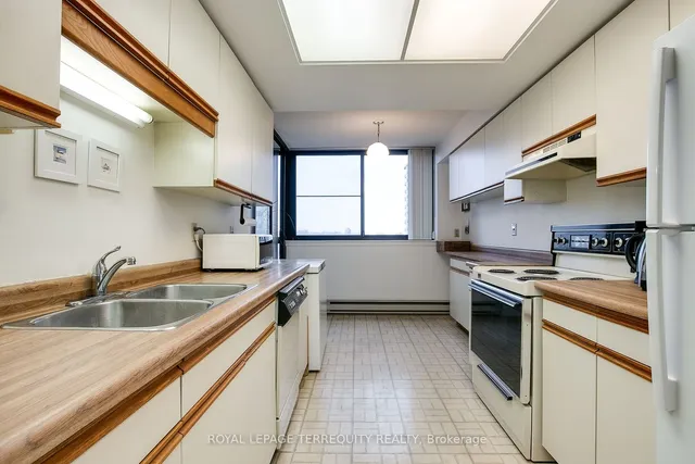 Additional image 10 of 40 Richview Rd Unit 802