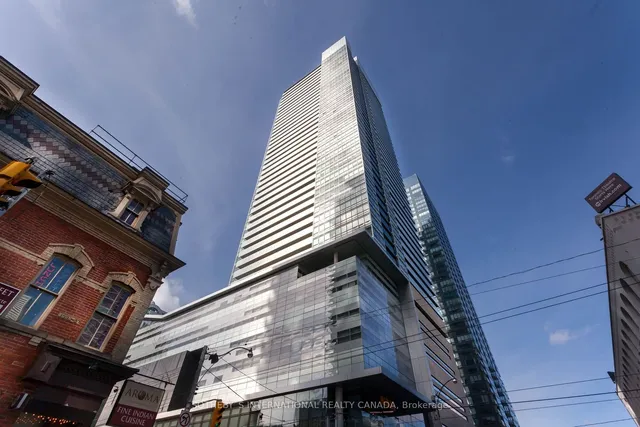 Additional image 35 of 80 John St Unit 1303
