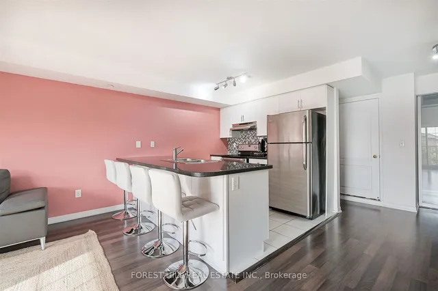 Additional image 7 of 141 Isaac Devins Blvd Unit 6