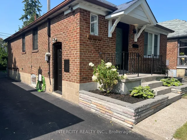 Additional image 24 of 32 Rothsay Ave