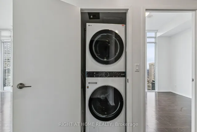 Additional image 11 of 75 St Nicholas St Unit 3506