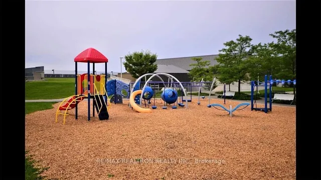 Additional image 22 of 10 Mendelssohn St Unit 311
