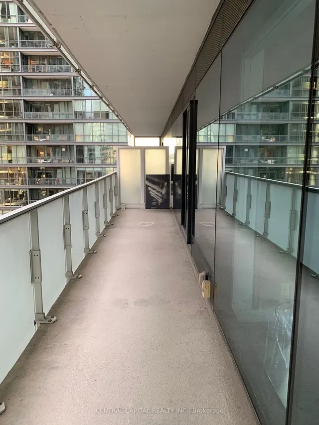 Additional image 17 of 11 Charlotte St Unit 1401