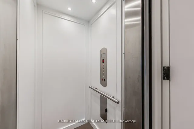 Additional image 35 of 64 Centre Ave