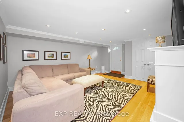 Additional image 26 of 102 Manning Ave