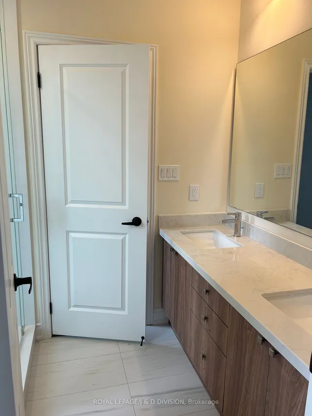 Additional image 16 of 19 Lambton Ave