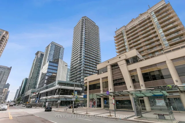 15 Ellerslie Ave Unit LPH05
