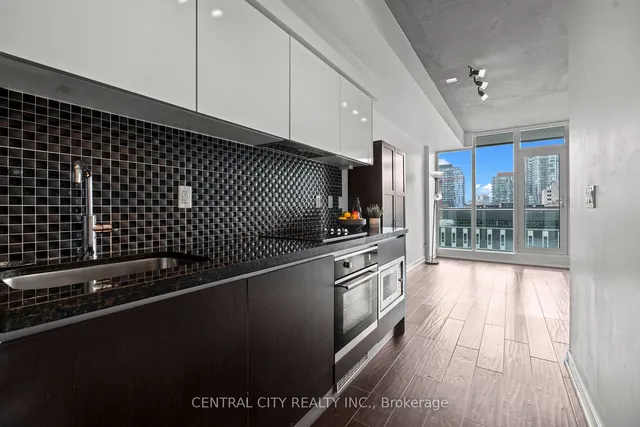 Additional image 7 of 220 George St Unit 504