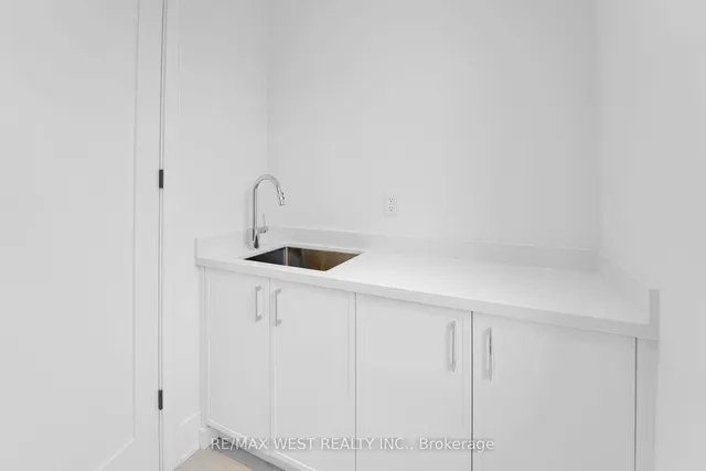 Additional image 30 of 386A Rimilton Ave