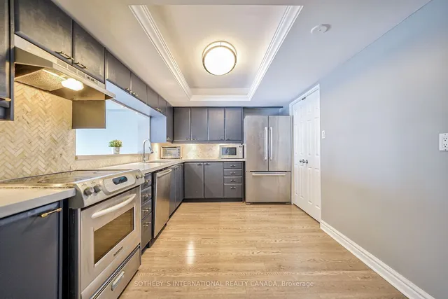 Additional image 13 of 33 University Ave Unit 2506