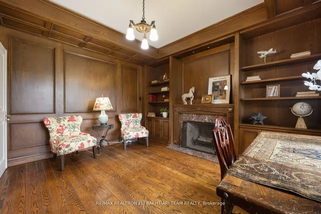 Additional image 12 of 14 Cosmic Dr