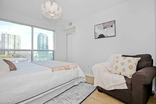 Additional image 13 of 7 Lorraine Dr Unit 701