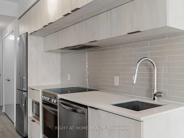 Additional image 8 of 181 Dundas St Unit 2715