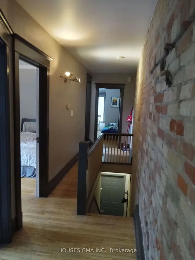 Additional image 15 of 256 Woodbine Ave