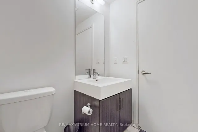 Additional image 24 of 160 Vanderhoof Ave Unit 1018