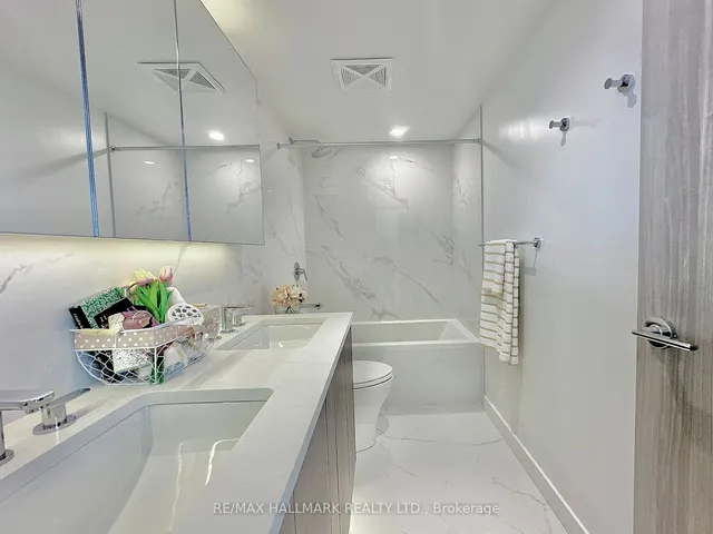 Additional image 32 of 25 Mcmahon Dr Unit 1902