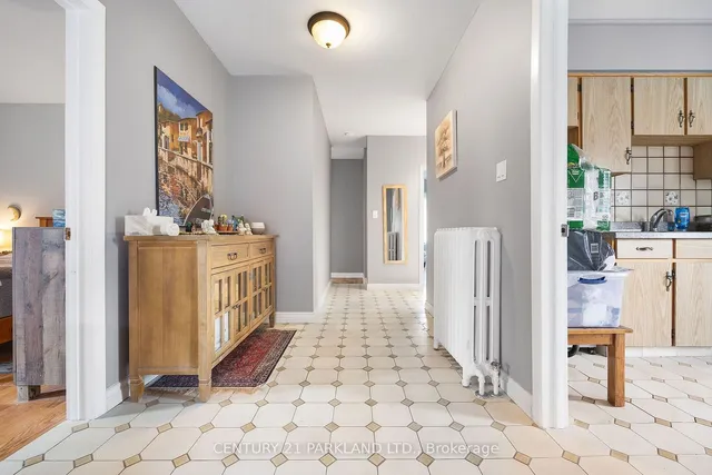 Additional image 24 of 114 Rosemount Ave