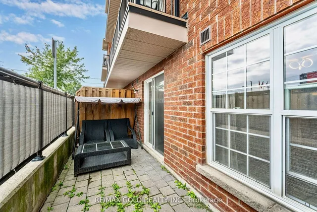 Additional image 26 of 15 Strangford Lane Unit 104