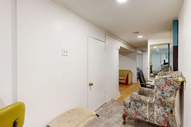 Additional image 36 of 351 Clinton St