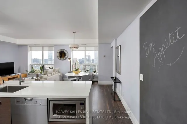 Additional image 14 of 168 King St Unit 1505