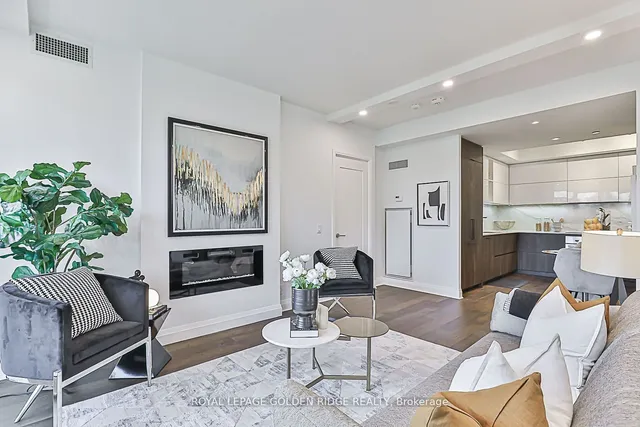 Additional image 15 of 151 Avenue Rd Unit 407