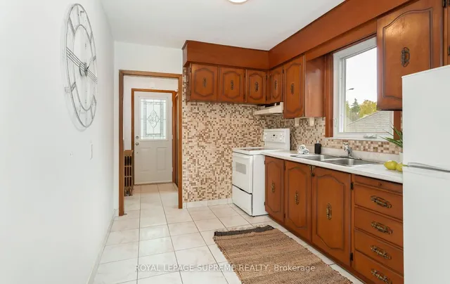 Additional image 10 of 34 Woodgate Dr