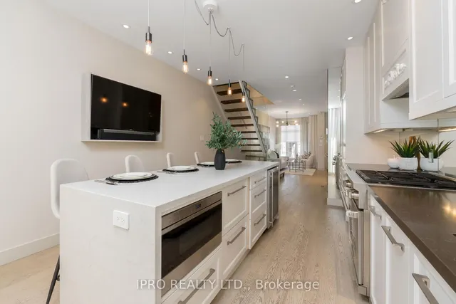 Additional image 12 of 15 Niagara St Unit 56