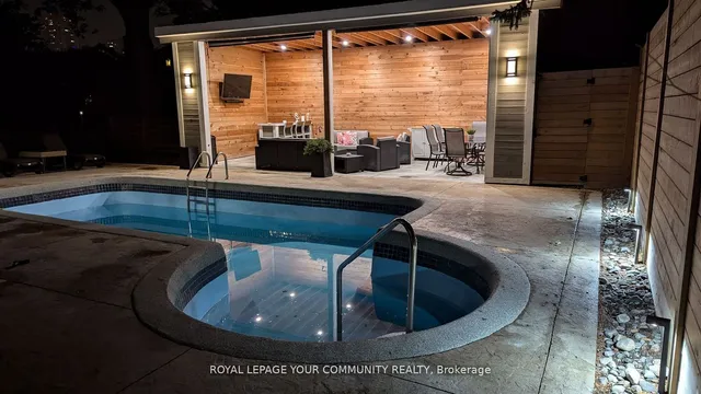 Additional image 39 of 241 Shaughnessy Blvd