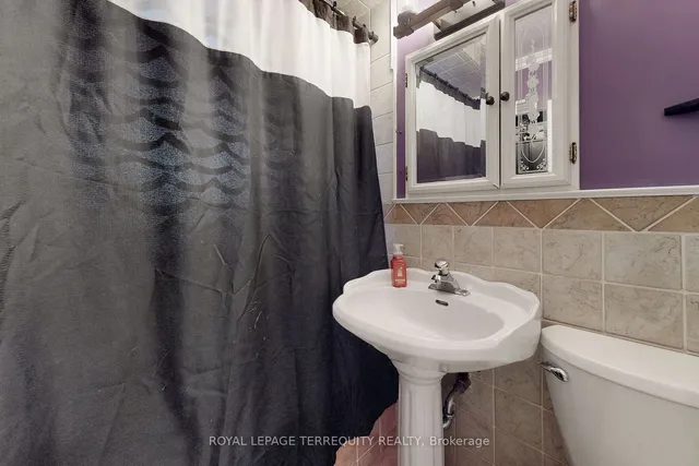 Additional image 17 of 29 Love Cres