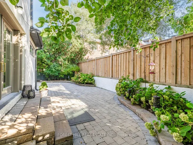Additional image 38 of 15 Strathallan Blvd