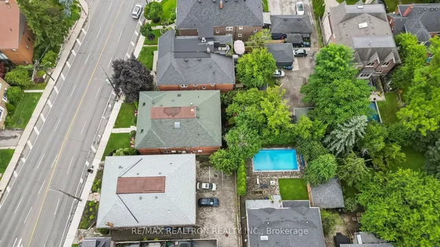 Additional image 37 of 1230 Avenue Rd