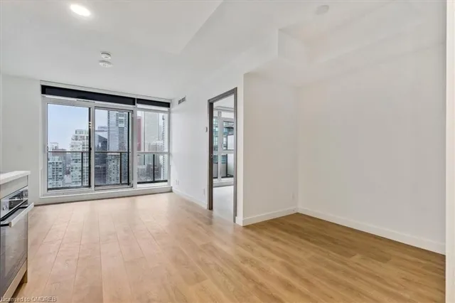 Additional image 10 of 38 Widmer St Unit 4302