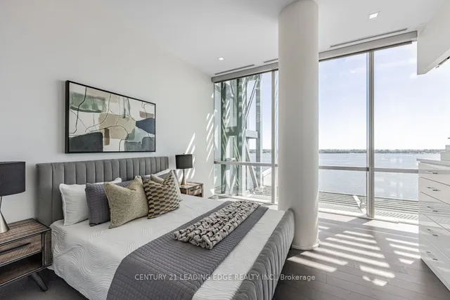Additional image 21 of 39 QUEENS Quay Unit 1211